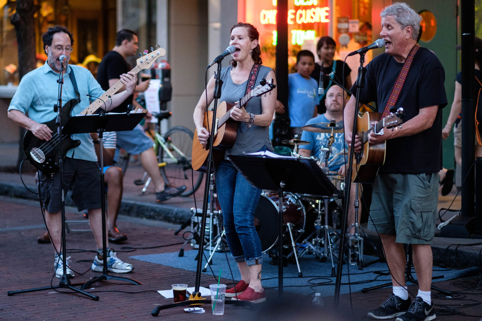 Downtown Oak Park Thursday Night Out event