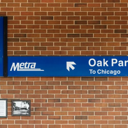Metra trains to Oak Park, IL Metra trains to Oak Park, IL