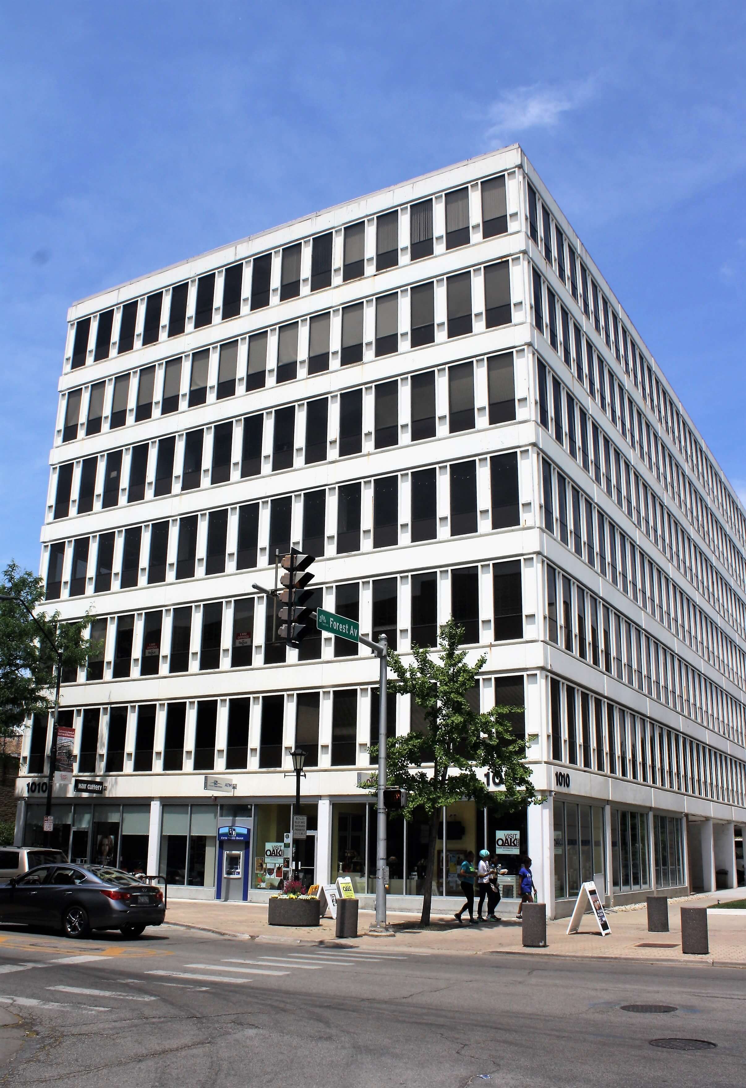 1010 Lake Street, Oak Park, IL available offices and medical spaces in Downtown Oak Park