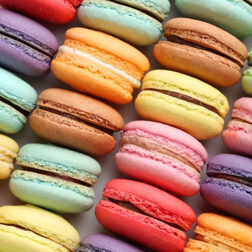 French colorful macarons